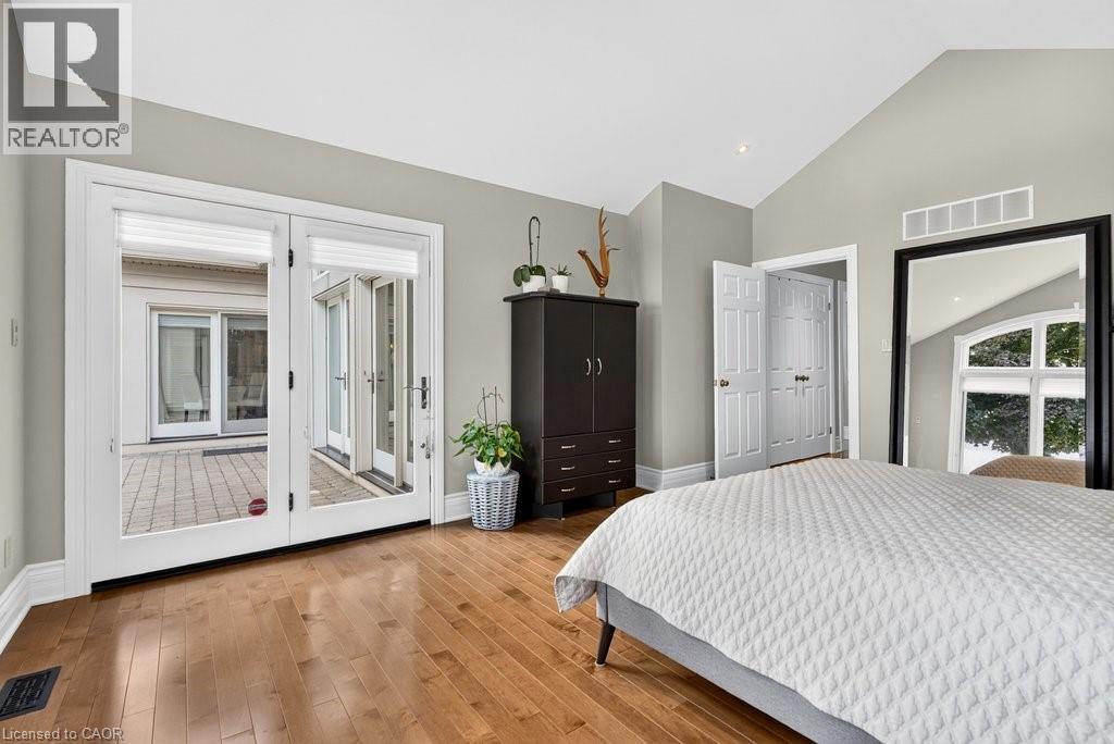 3312 Lakeland Crescent, Burlington, ON