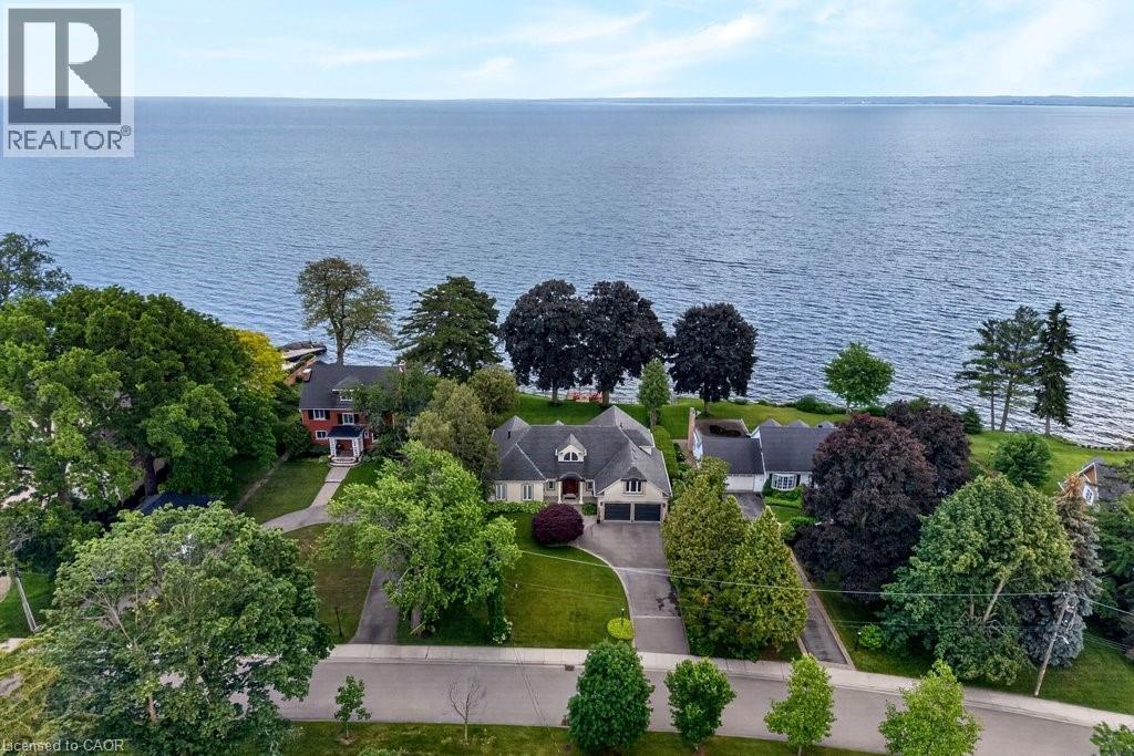 3312 Lakeland Crescent, Burlington, ON