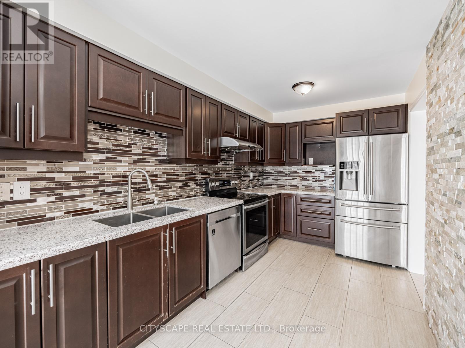 3270 Ridgeleigh Heights, Mississauga, ON