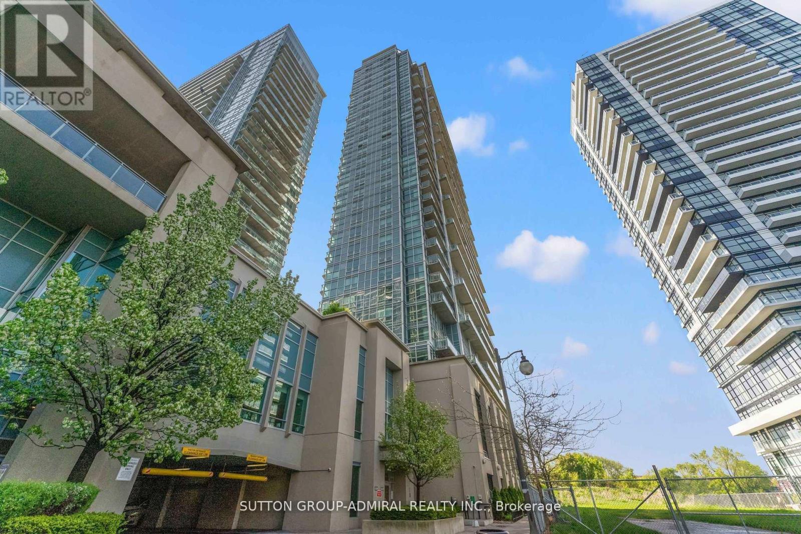 2513 - 155 Legion Road N, Toronto, ON - Outdoor With Facade