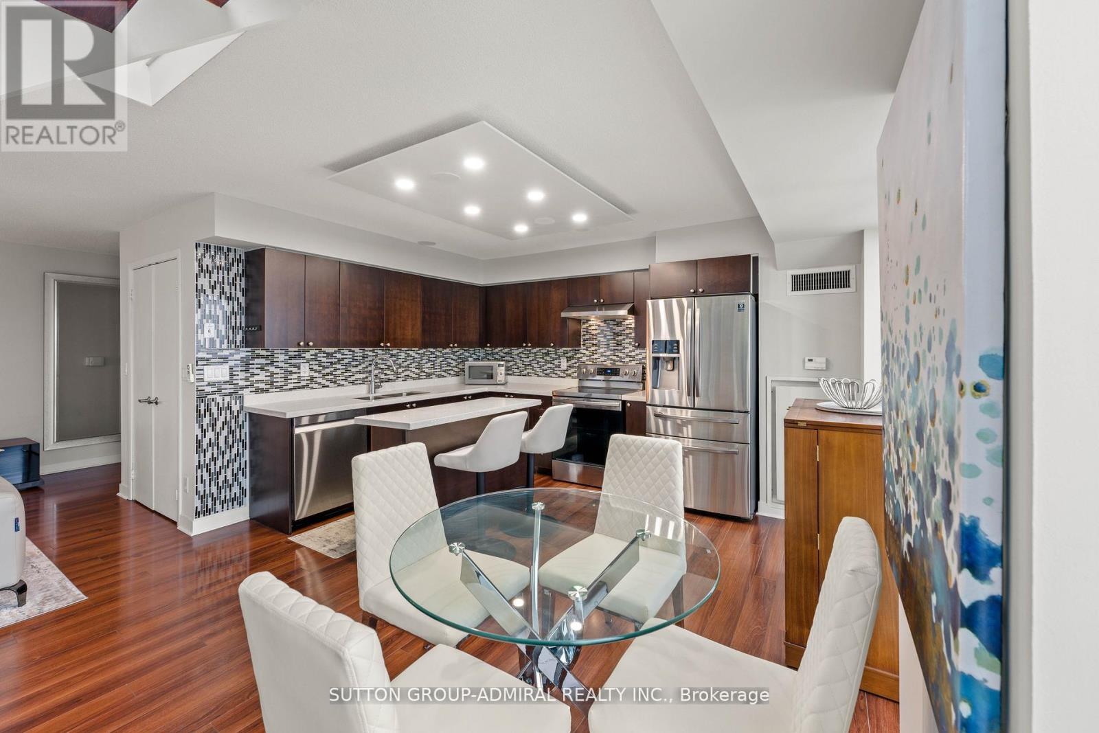 2513 - 155 Legion Road N, Toronto, ON - Indoor Photo Showing Dining Room