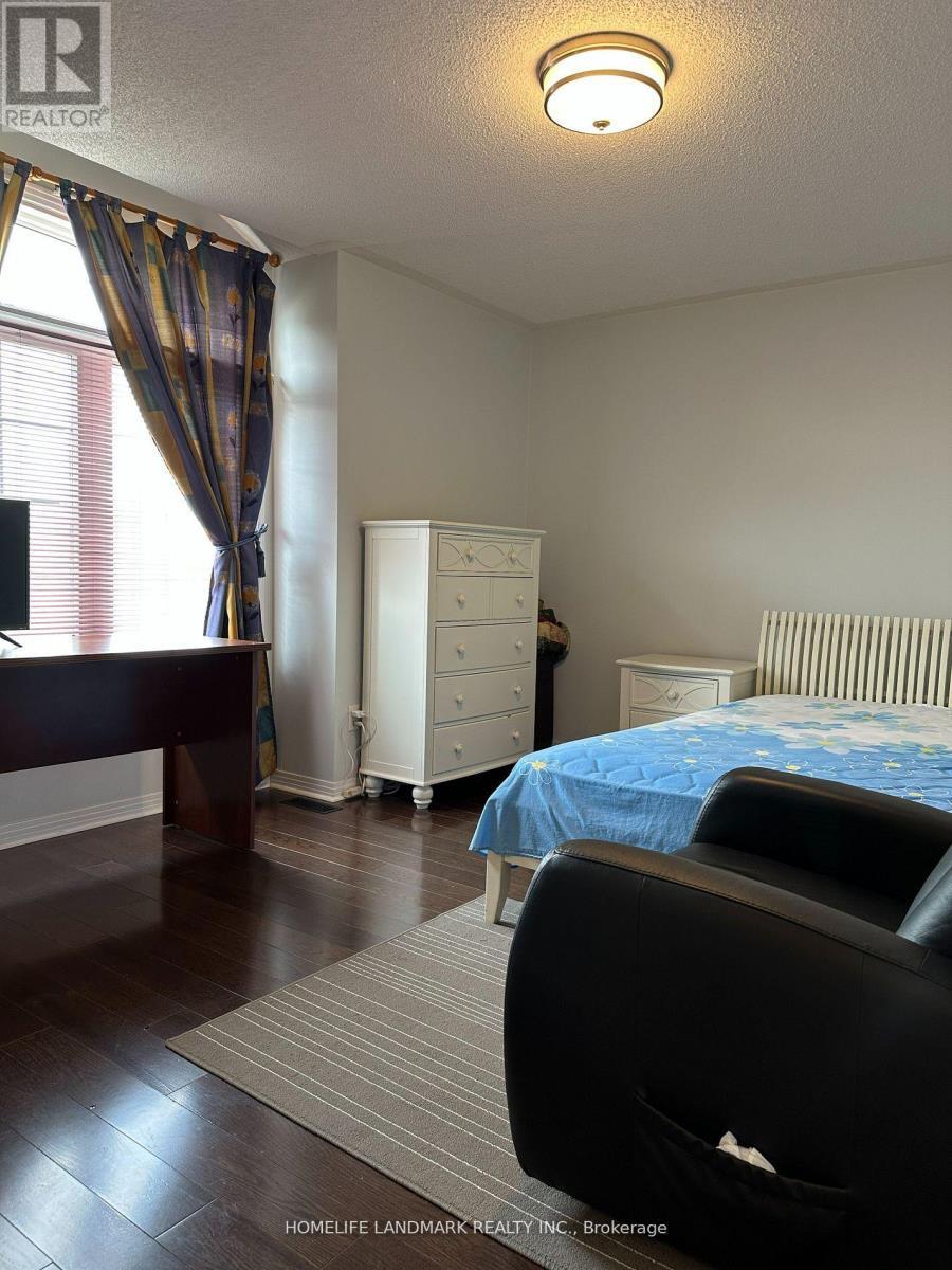 55 Moss Creek Boulevard E, Markham, ON