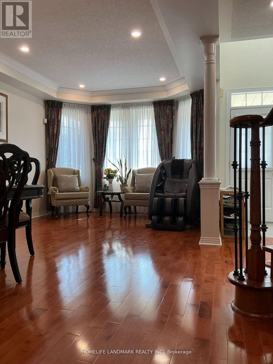 55 Moss Creek Boulevard E, Markham, ON