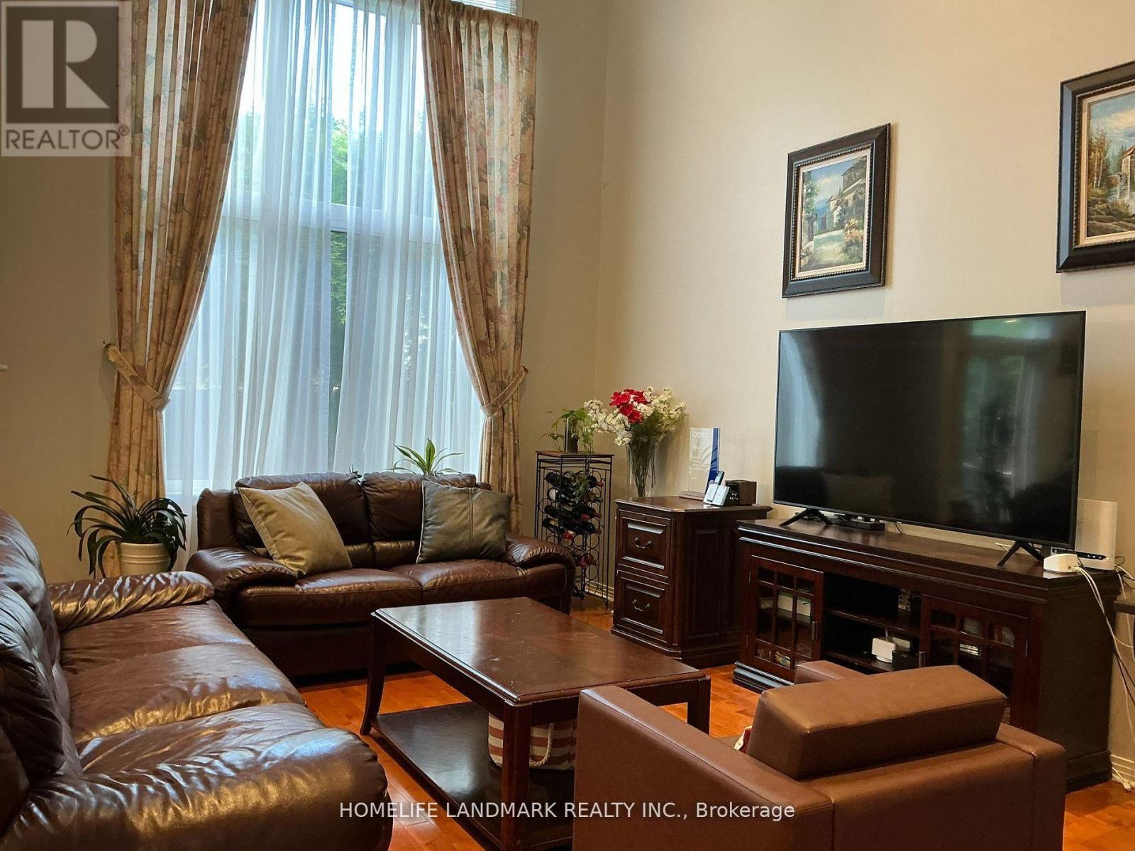 55 Moss Creek Boulevard E, Markham, ON