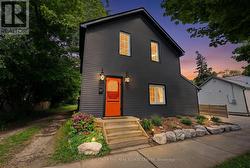 69 BEECH STREET Collingwood, ON L9Y 2T1