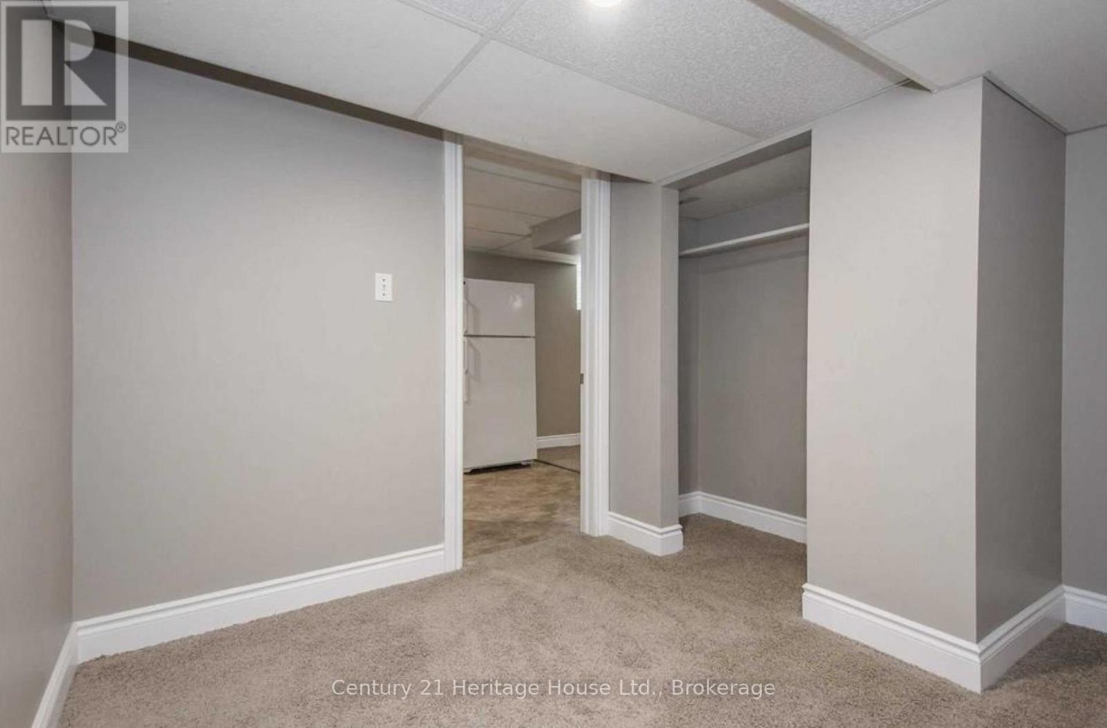 153 St Andrews Street, Cambridge, ON - Indoor Photo Showing Other Room