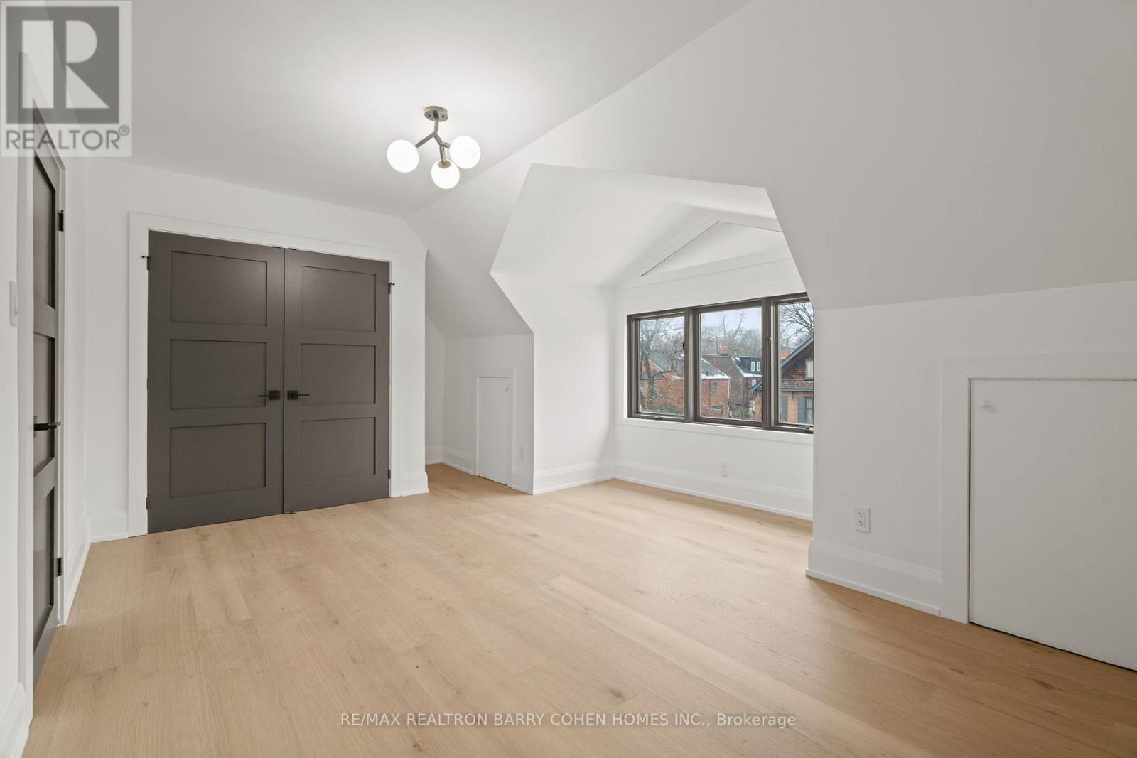 231 Macpherson Avenue, Toronto, ON