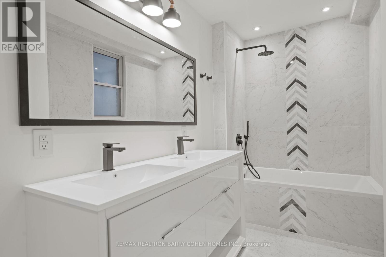 231 Macpherson Avenue, Toronto, ON