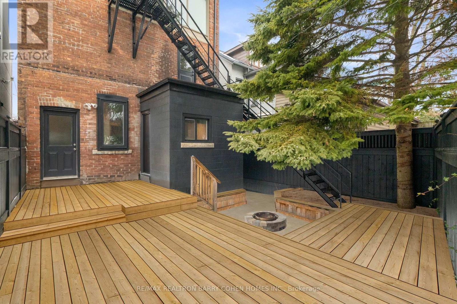 231 Macpherson Avenue, Toronto, ON