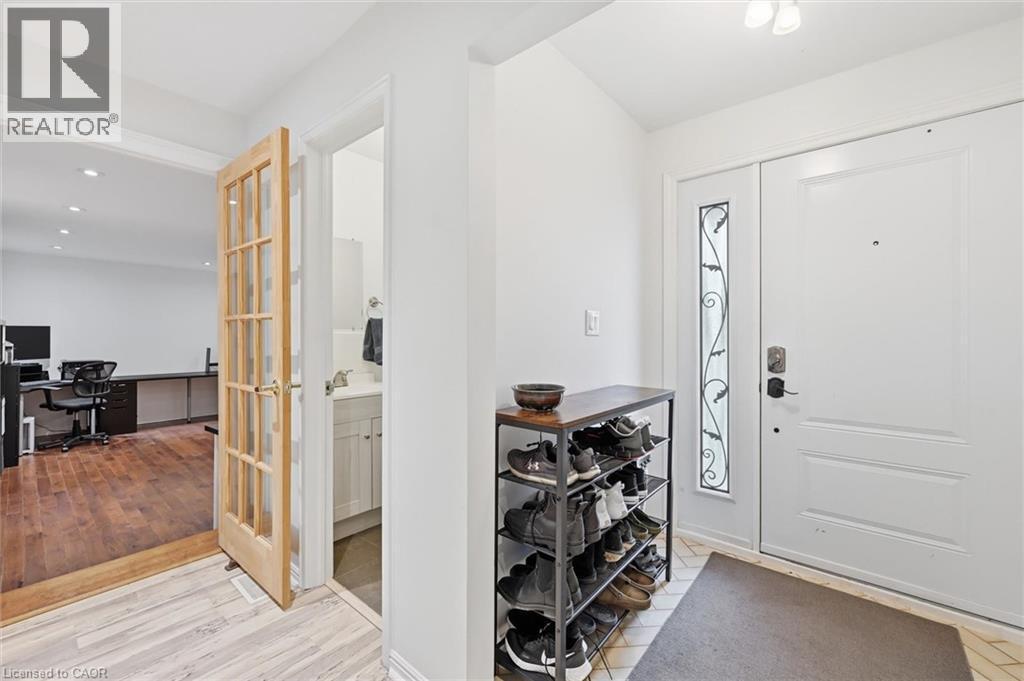 712 Auburn Crescent, Burlington, ON