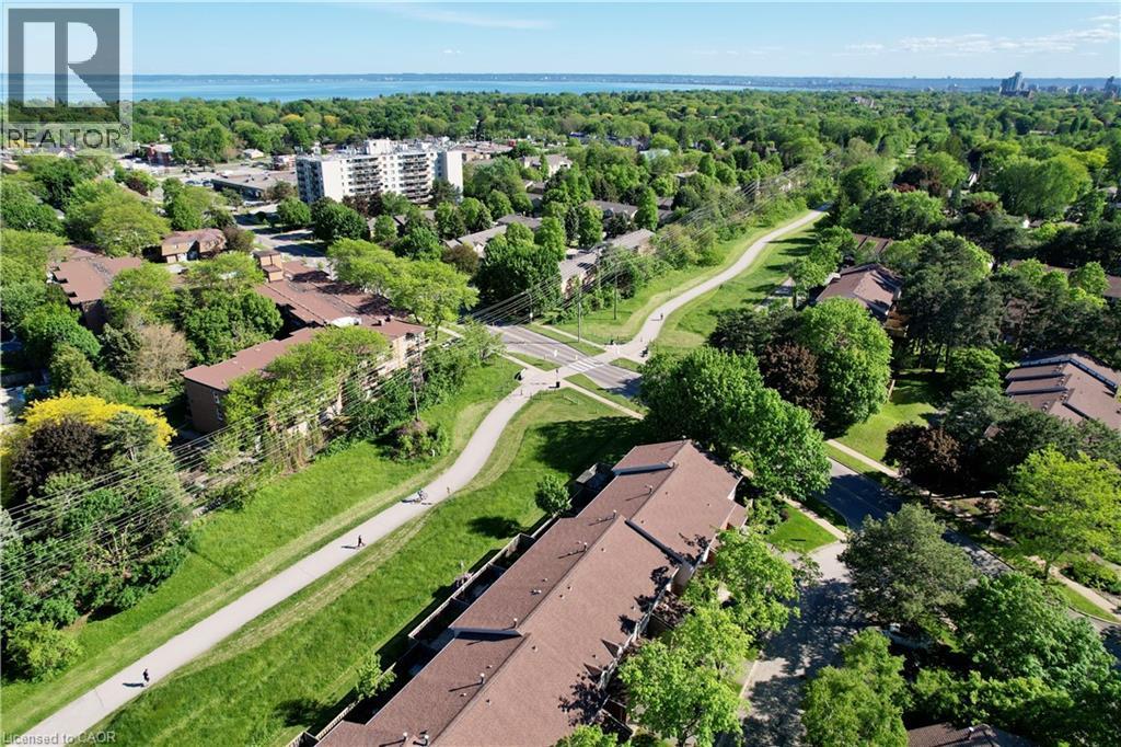 712 Auburn Crescent, Burlington, ON