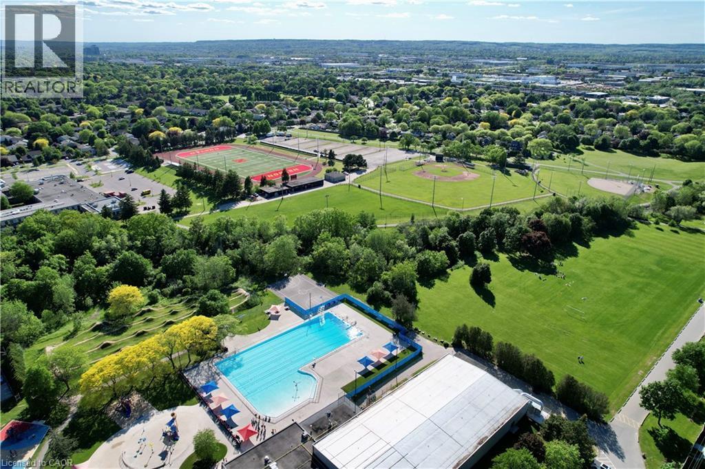 712 Auburn Crescent, Burlington, ON