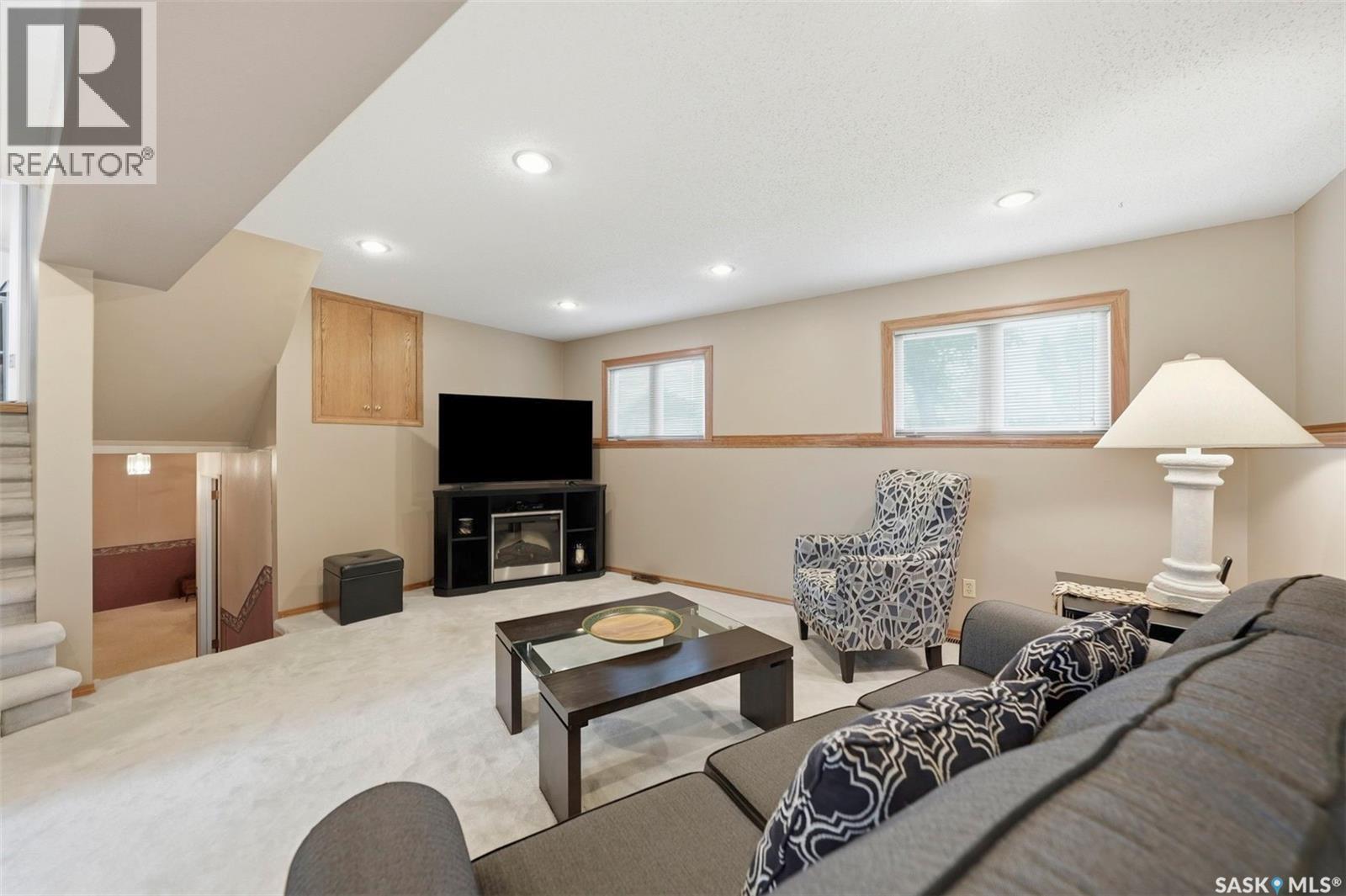 261 Assiniboine Drive, Saskatoon, SK