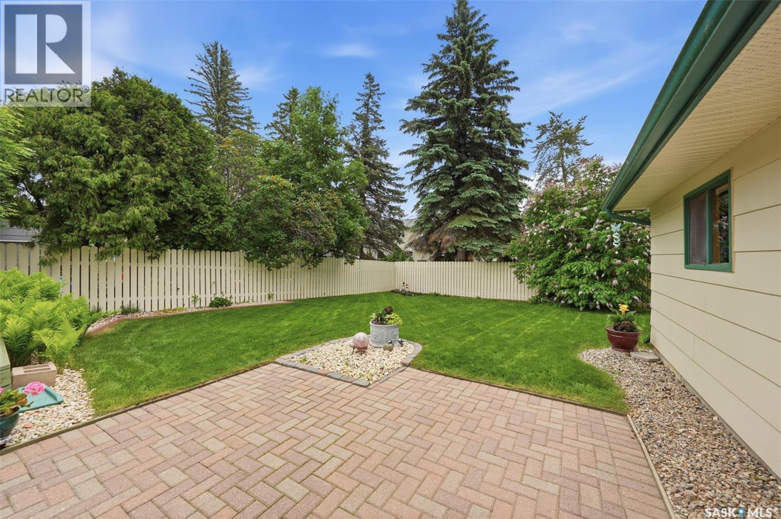 261 Assiniboine Drive, Saskatoon, SK