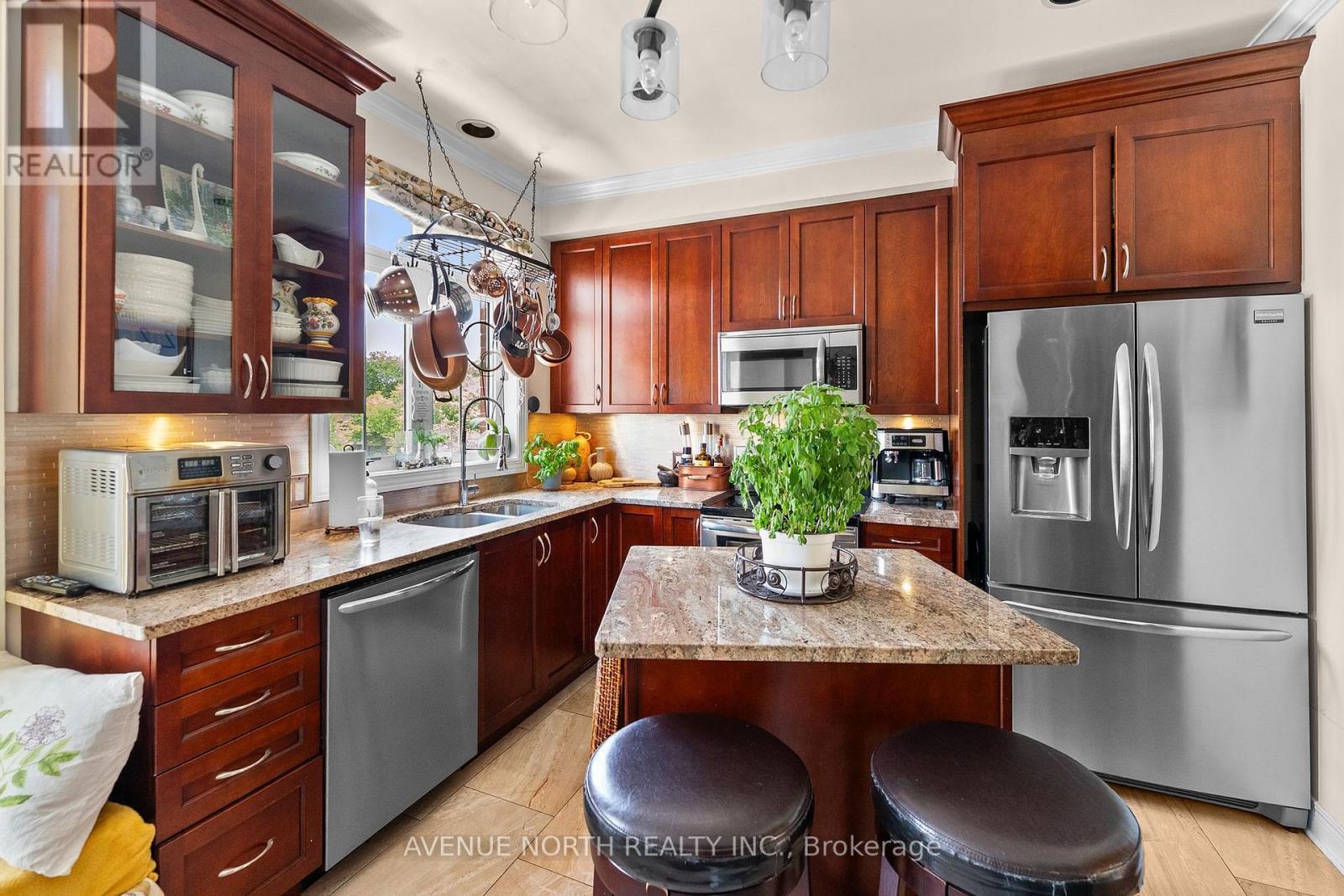 52 Kings Landing Private, Ottawa, ON