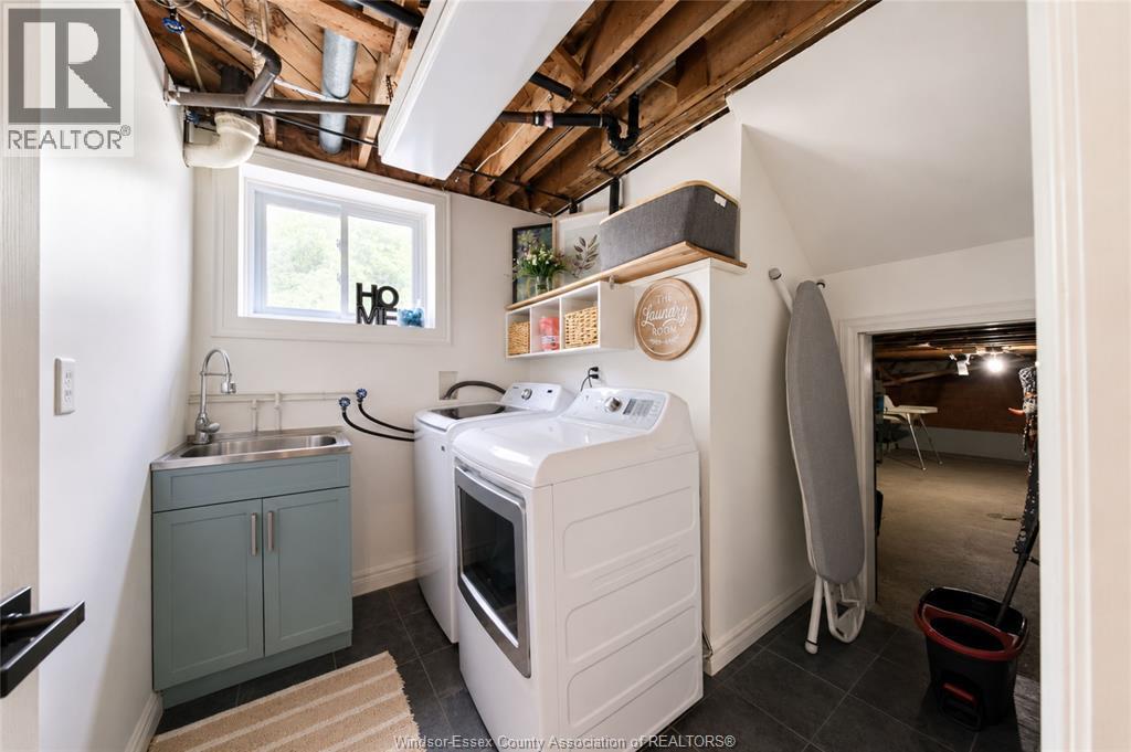 3939 Longfellow, Windsor, ON