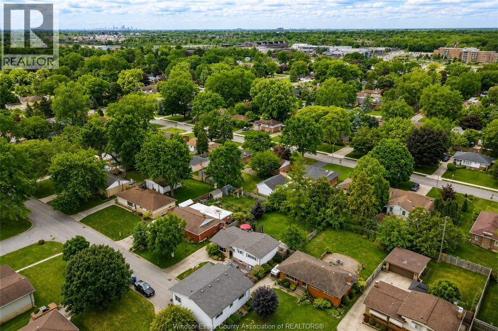 3939 Longfellow, Windsor, ON