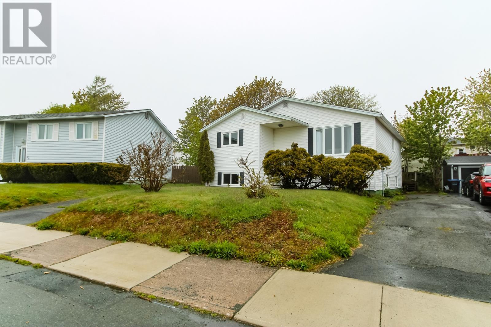 32 Drake Crescent, St. John'S, NL