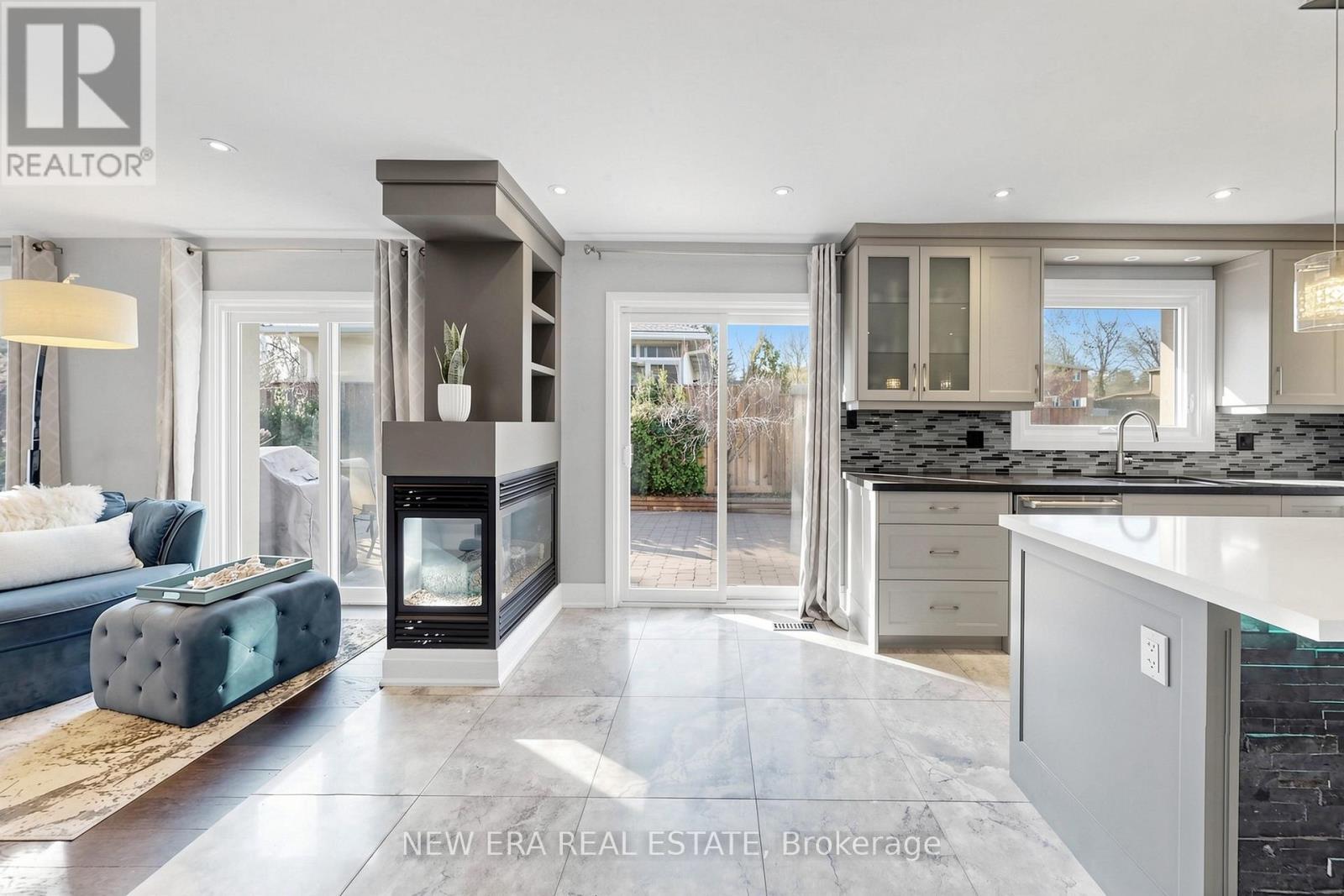 1423 Bunsden Avenue, Mississauga, ON