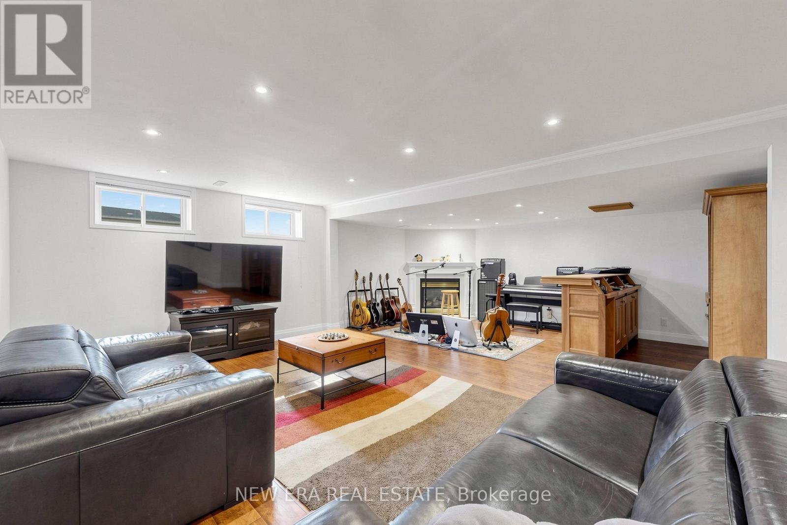 1423 Bunsden Avenue, Mississauga, ON