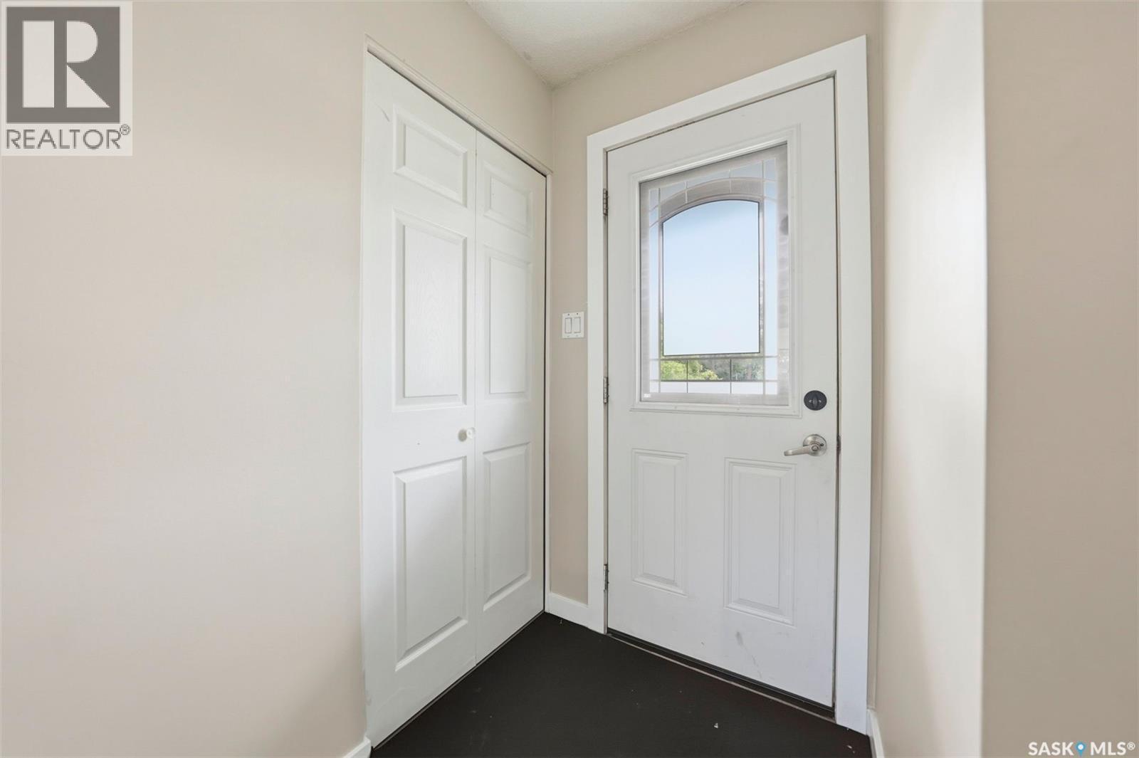 2638 Eastview, Saskatoon, SK