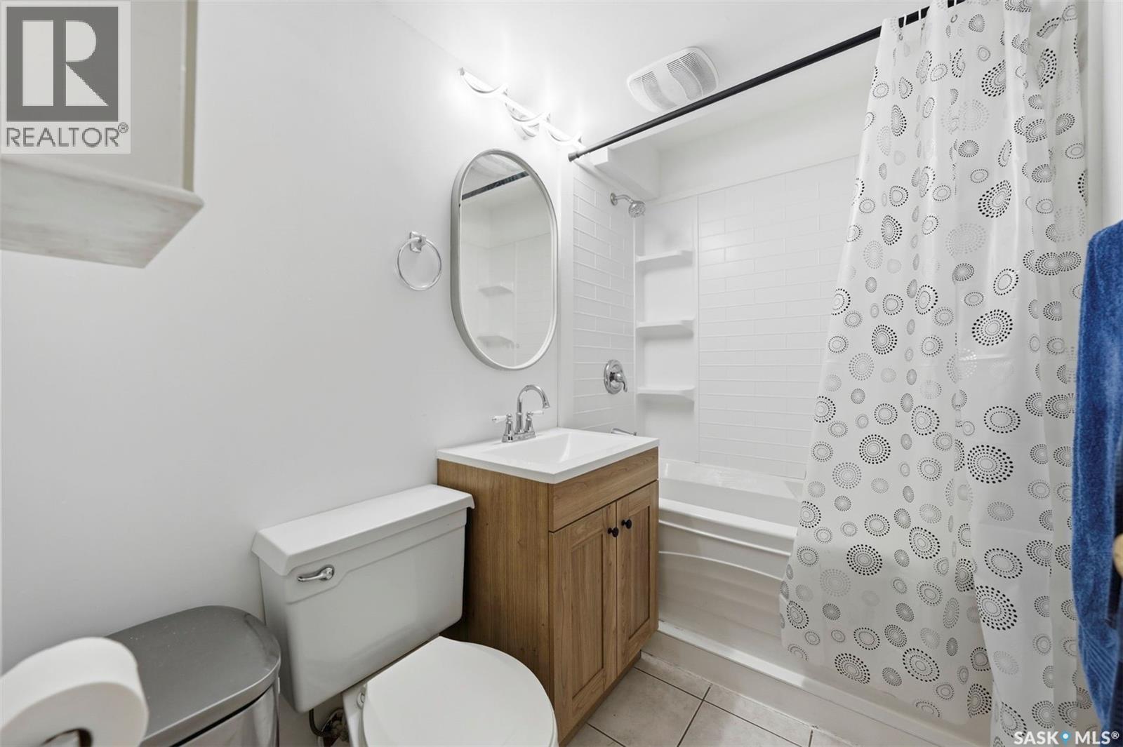 2638 Eastview, Saskatoon, SK