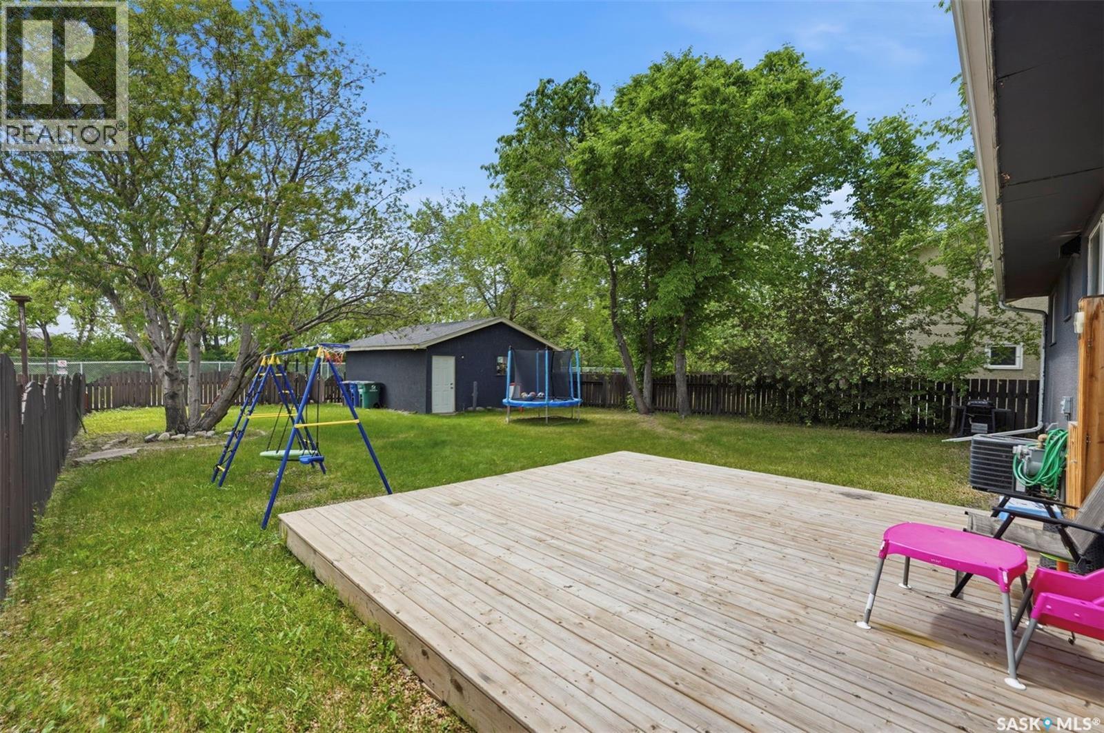 2638 Eastview, Saskatoon, SK