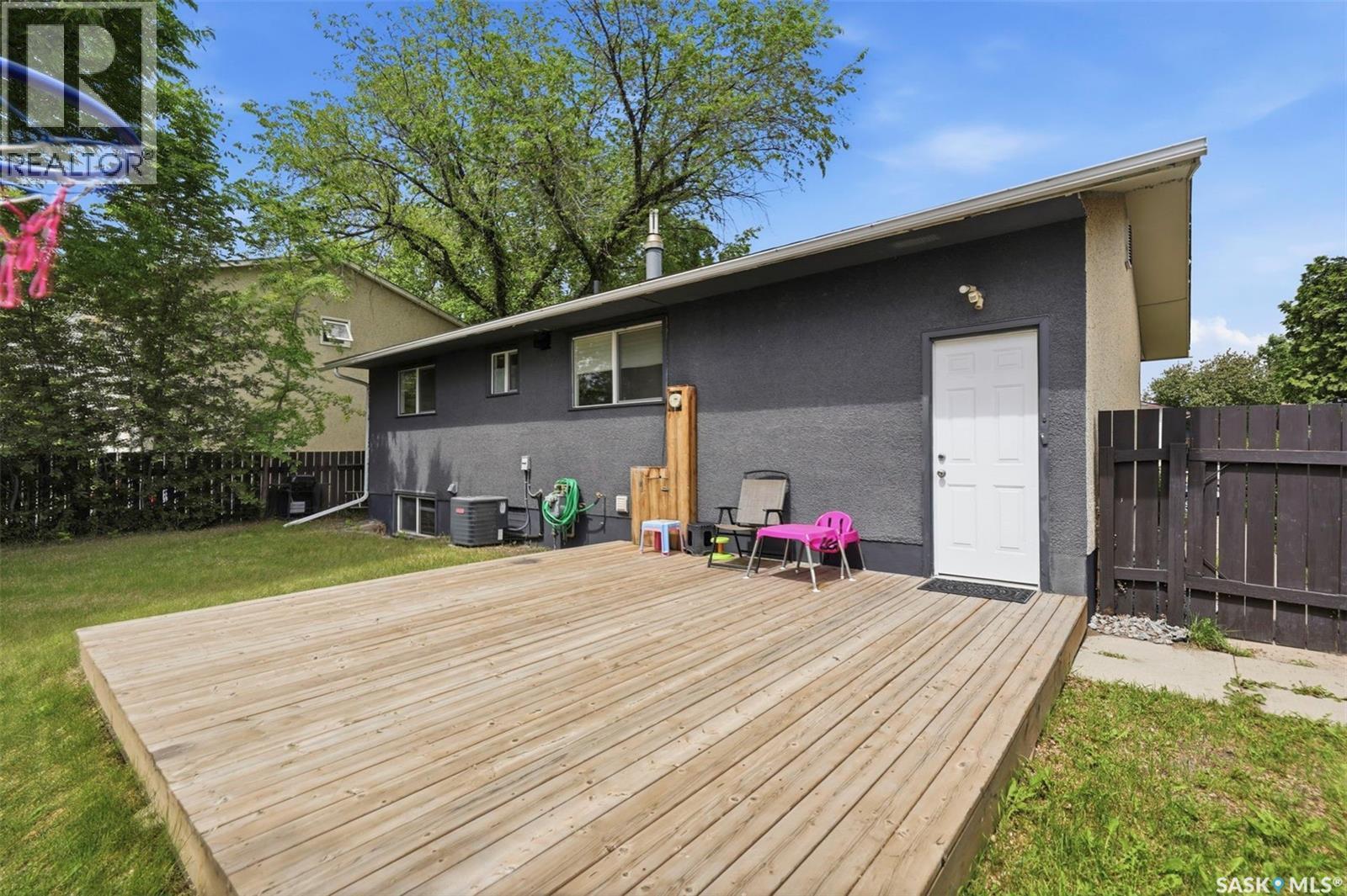 2638 Eastview, Saskatoon, SK