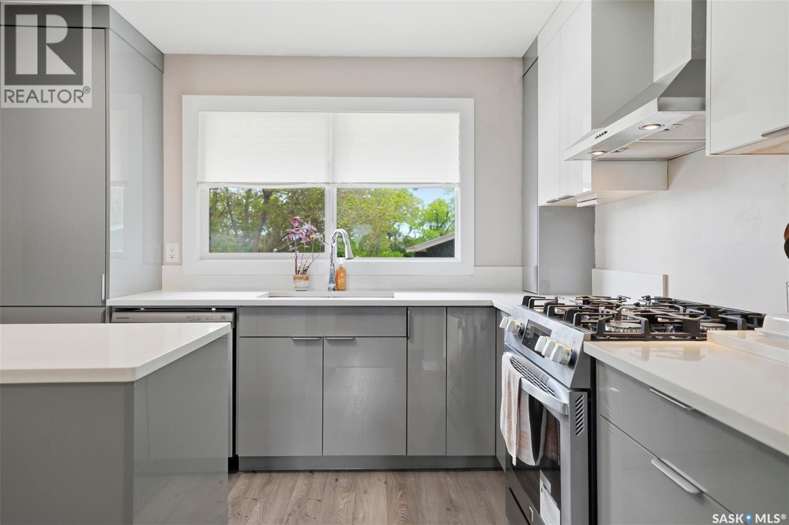 2638 Eastview, Saskatoon, SK