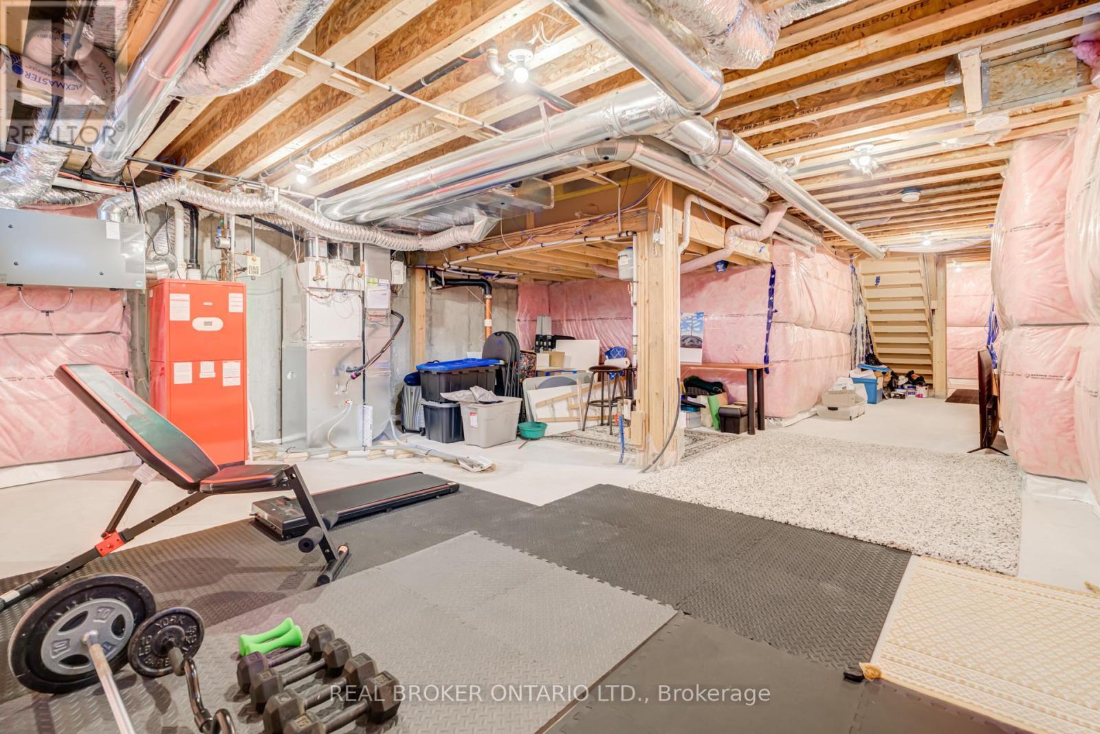 12 Icemaker Way, Whitby, ON