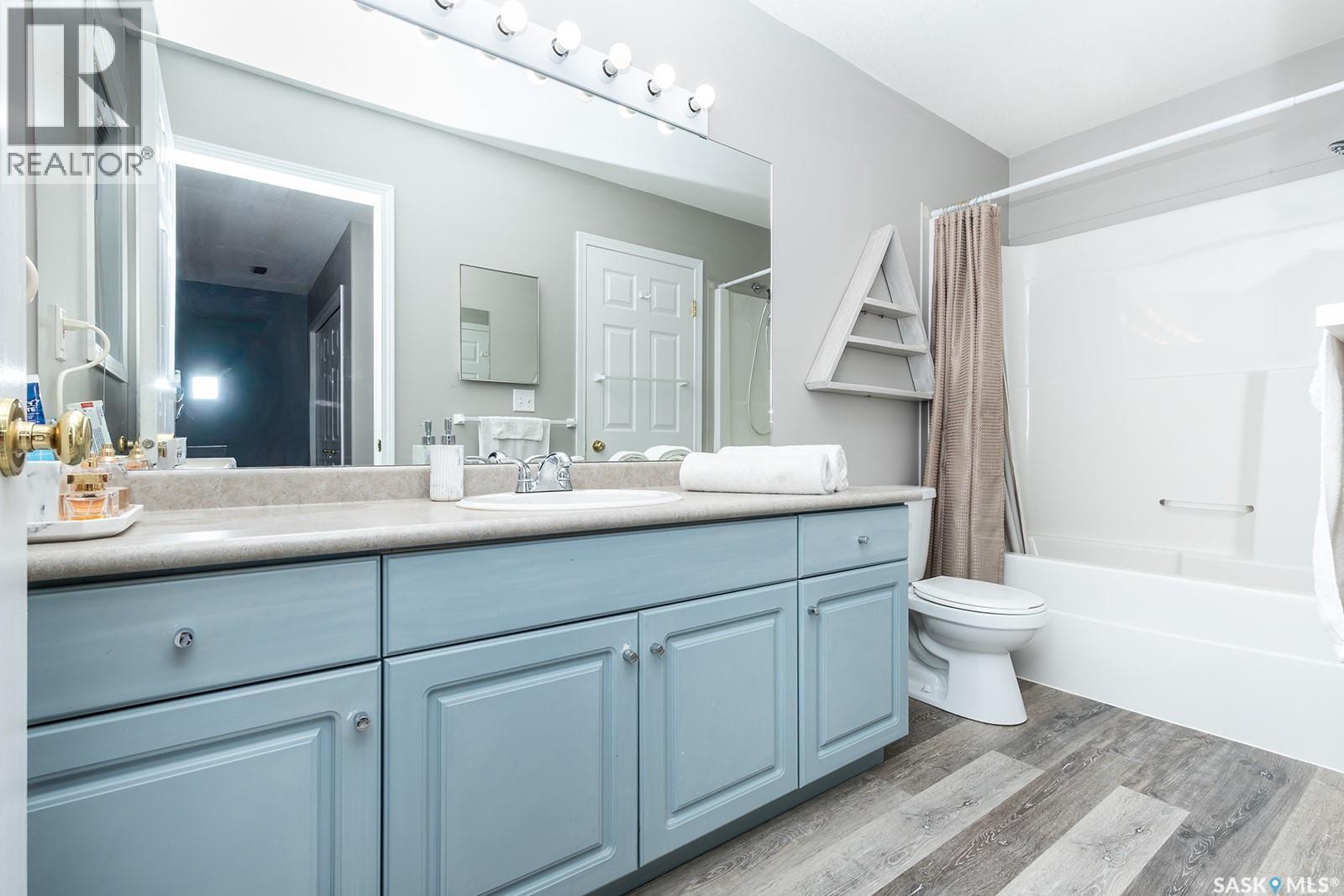 5 111 Fairbrother Crescent, Saskatoon, SK