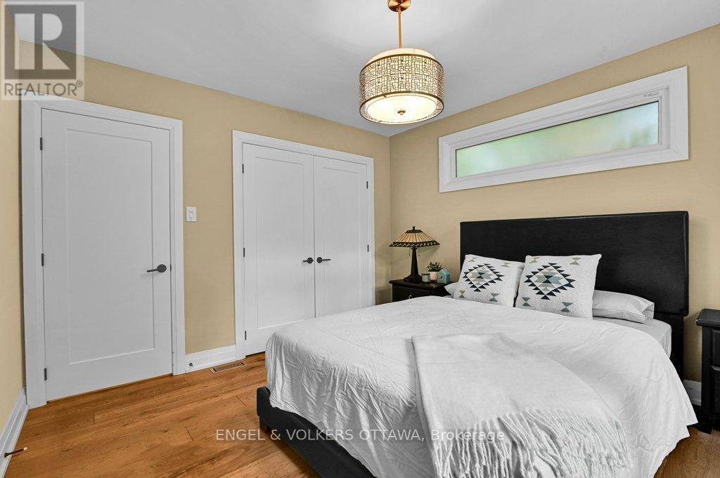580 Thessaly Circle, Ottawa, ON