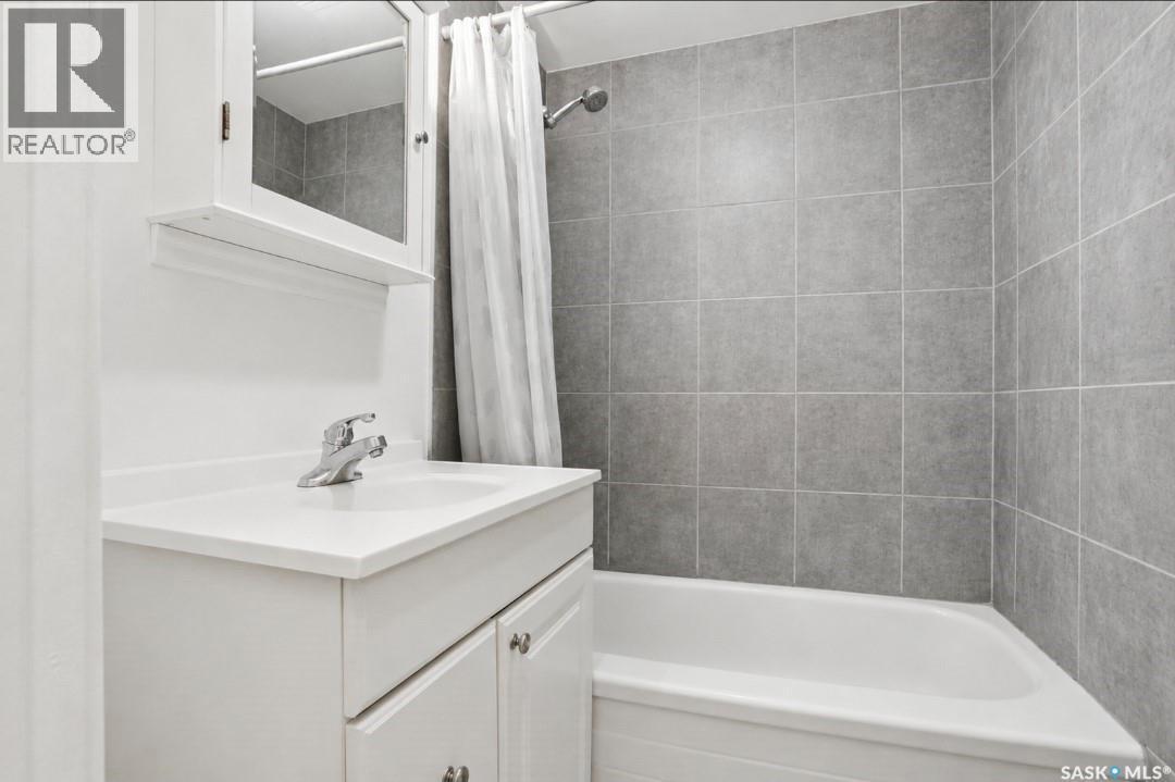 610 Albert Avenue, Saskatoon, SK