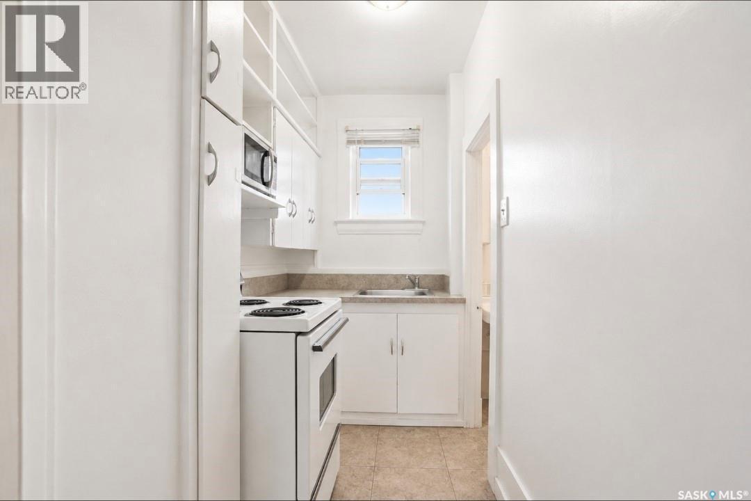 610 Albert Avenue, Saskatoon, SK