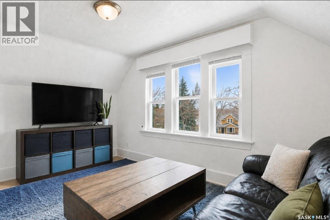 610 Albert Avenue, Saskatoon, SK