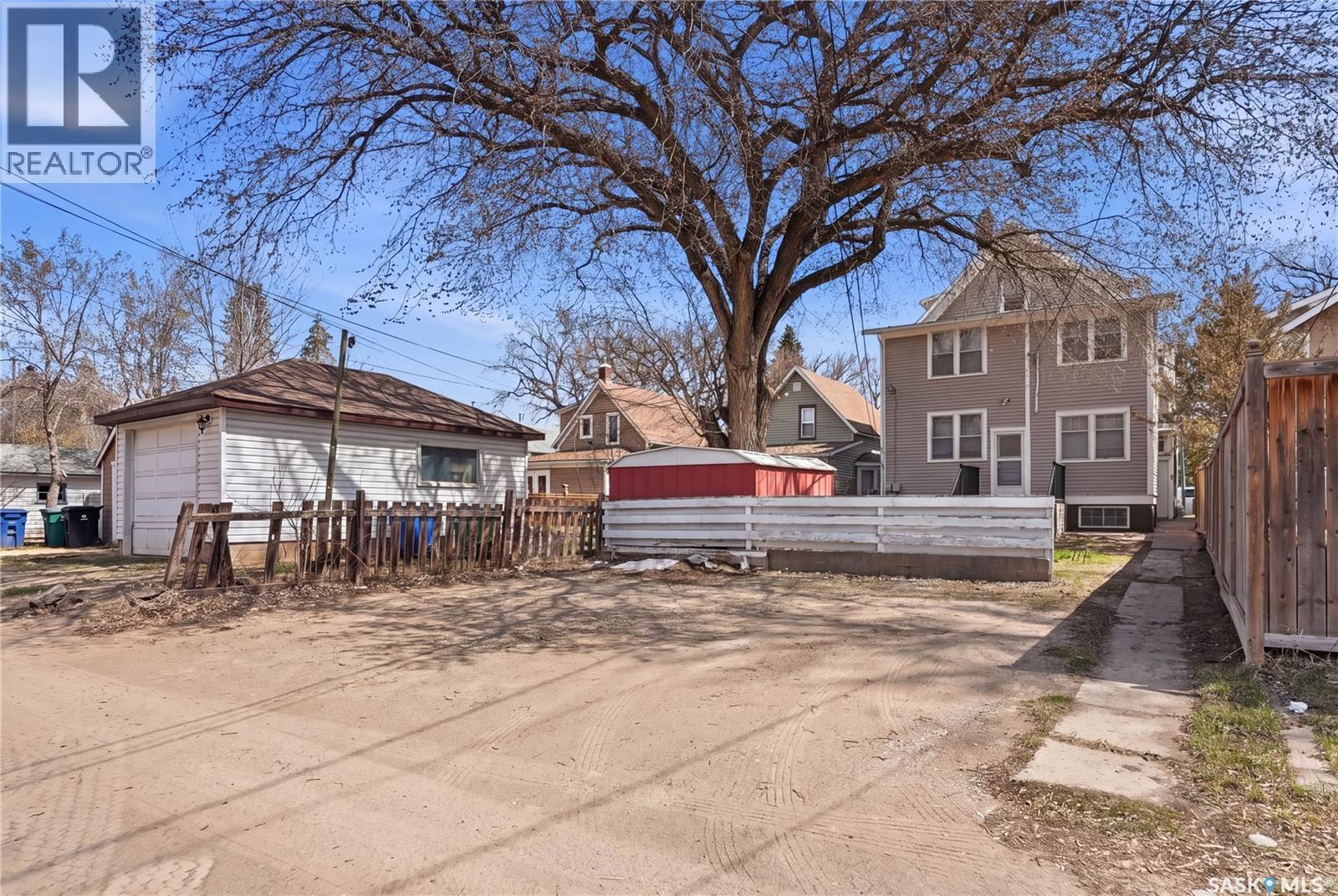 610 Albert Avenue, Saskatoon, SK
