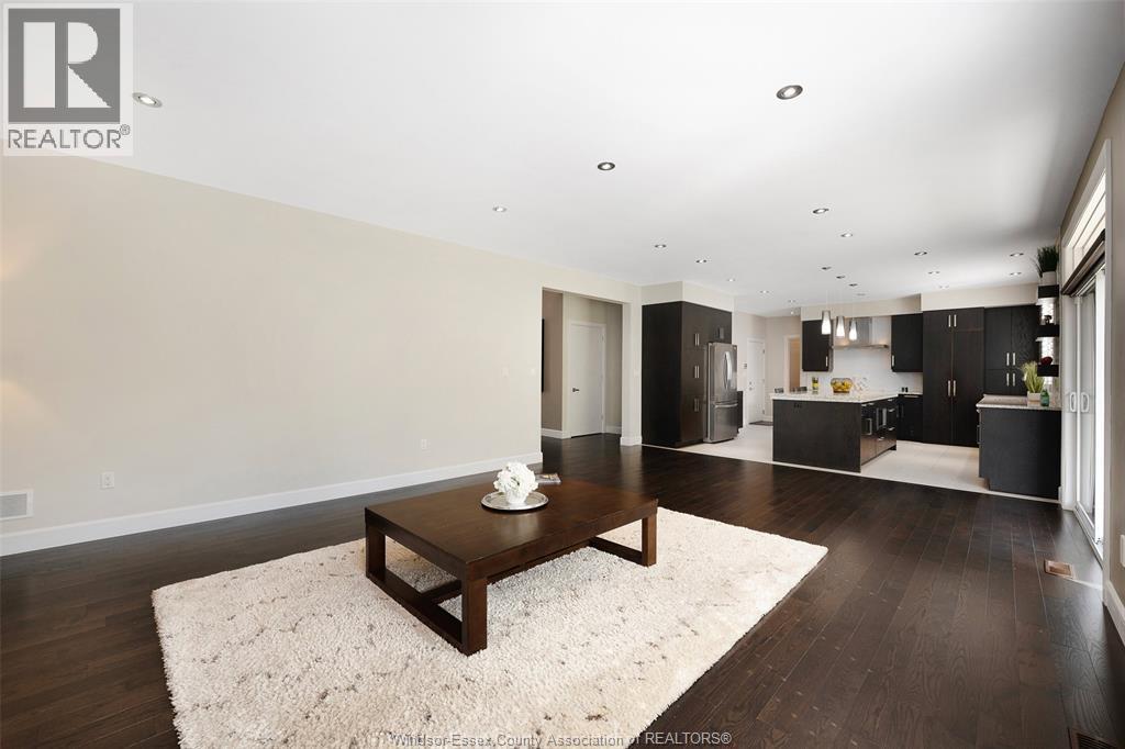 6181 Silver Maple, Lasalle, ON