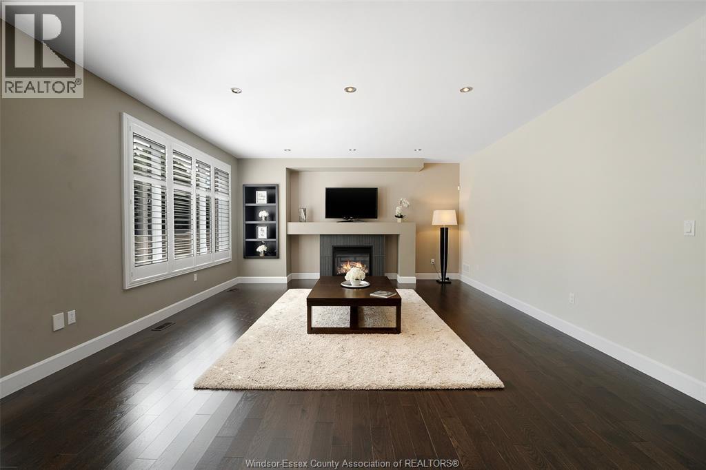 6181 Silver Maple, Lasalle, ON