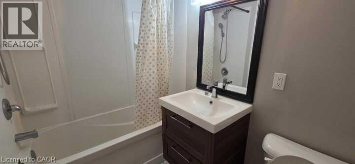 96 Geneva Crescent Unit# B, Kitchener, ON