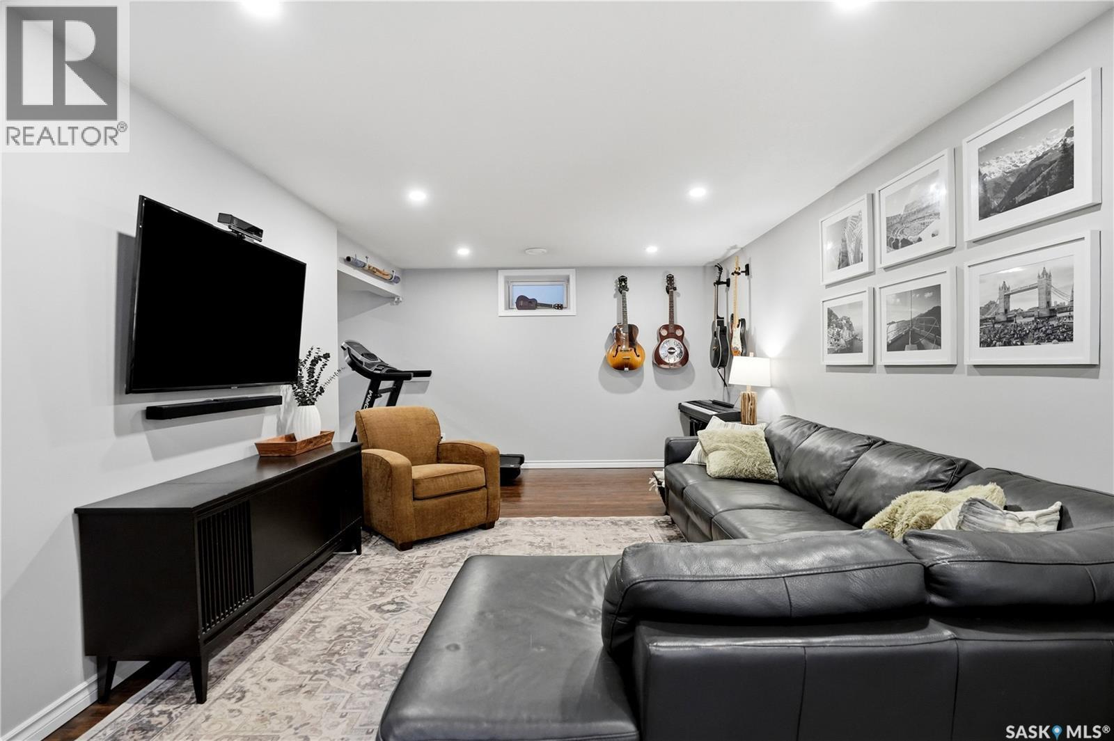 38 Ellison Crescent, Regina, SK