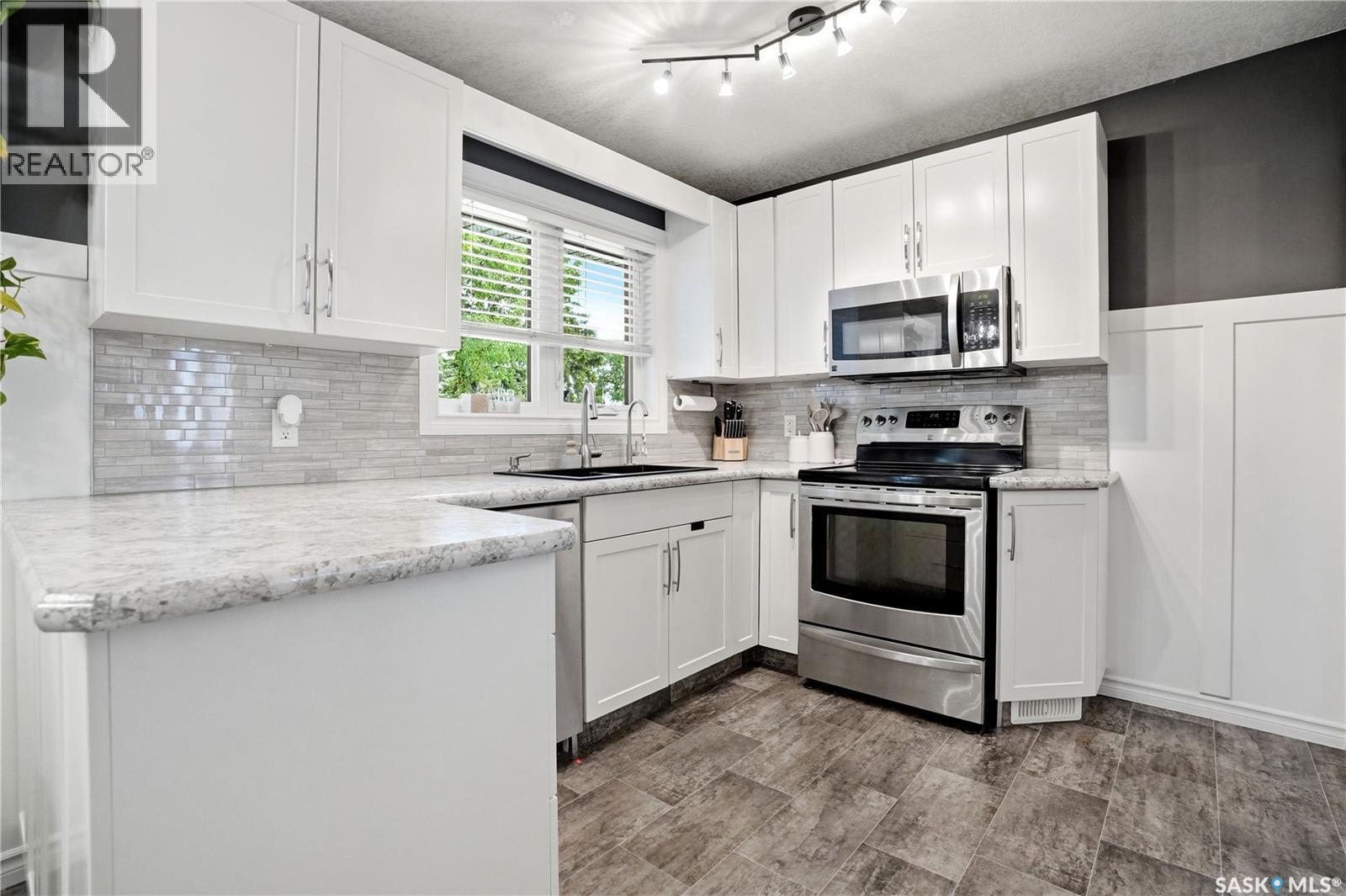 38 Ellison Crescent, Regina, SK