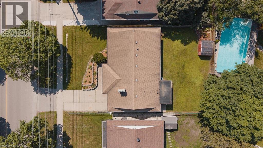 223 E River Road E, Kitchener, ON