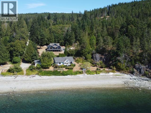 8116 Emmonds Road, Powell River, BC