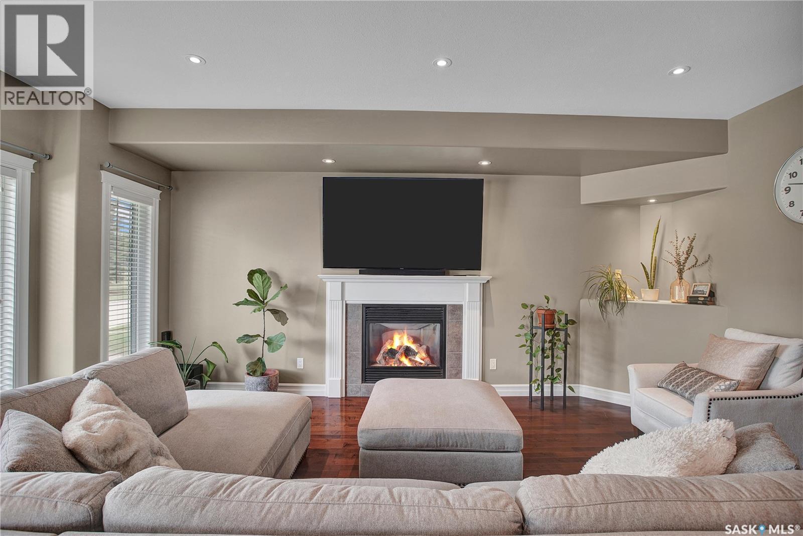1304 5Th Avenue N, Saskatoon, SK