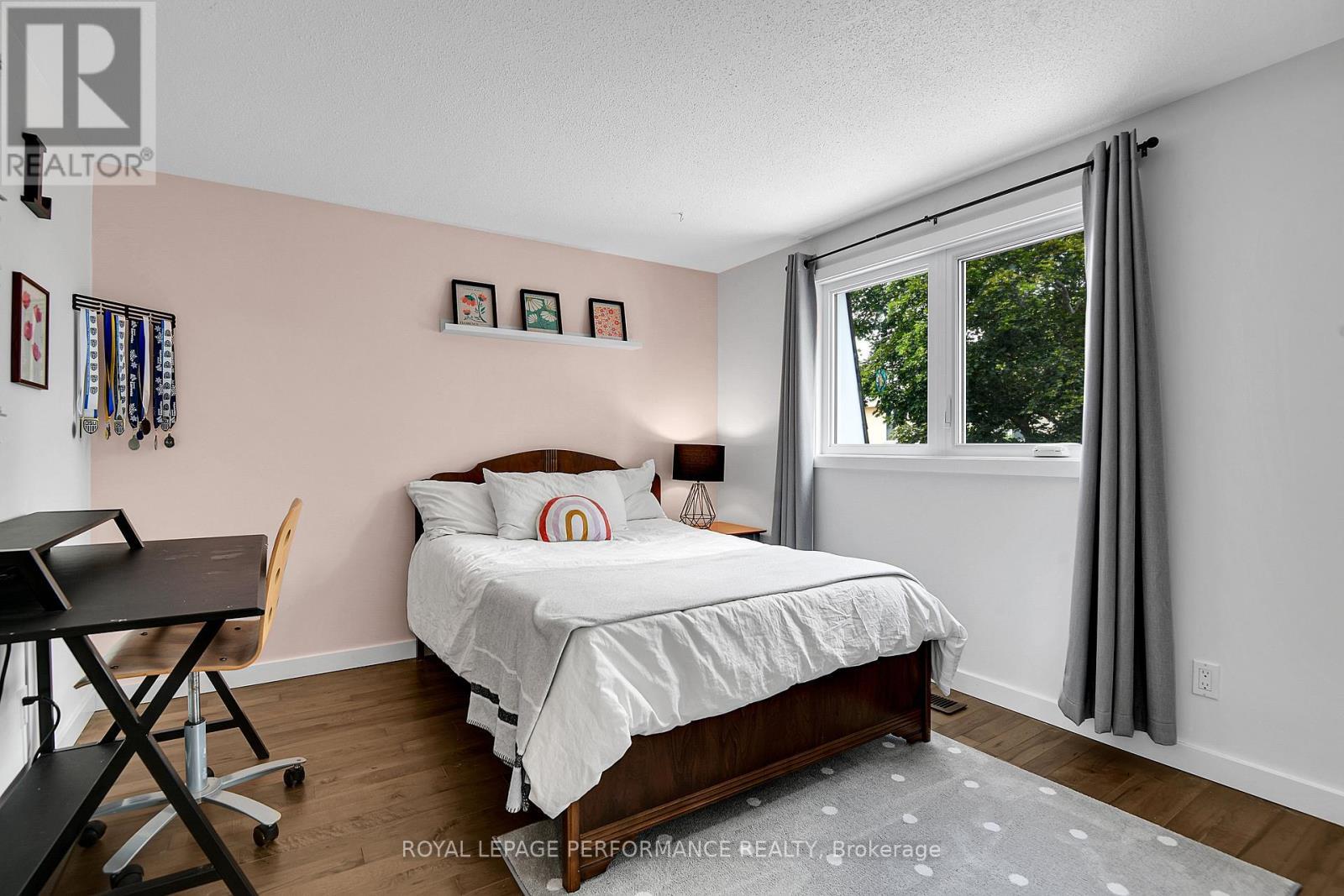 69 Hawk Crescent, Ottawa, ON