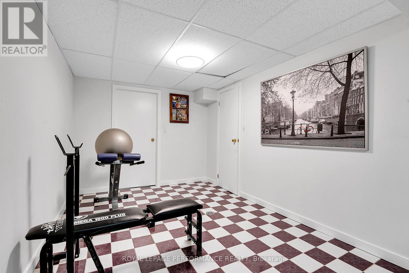 69 Hawk Crescent, Ottawa, ON