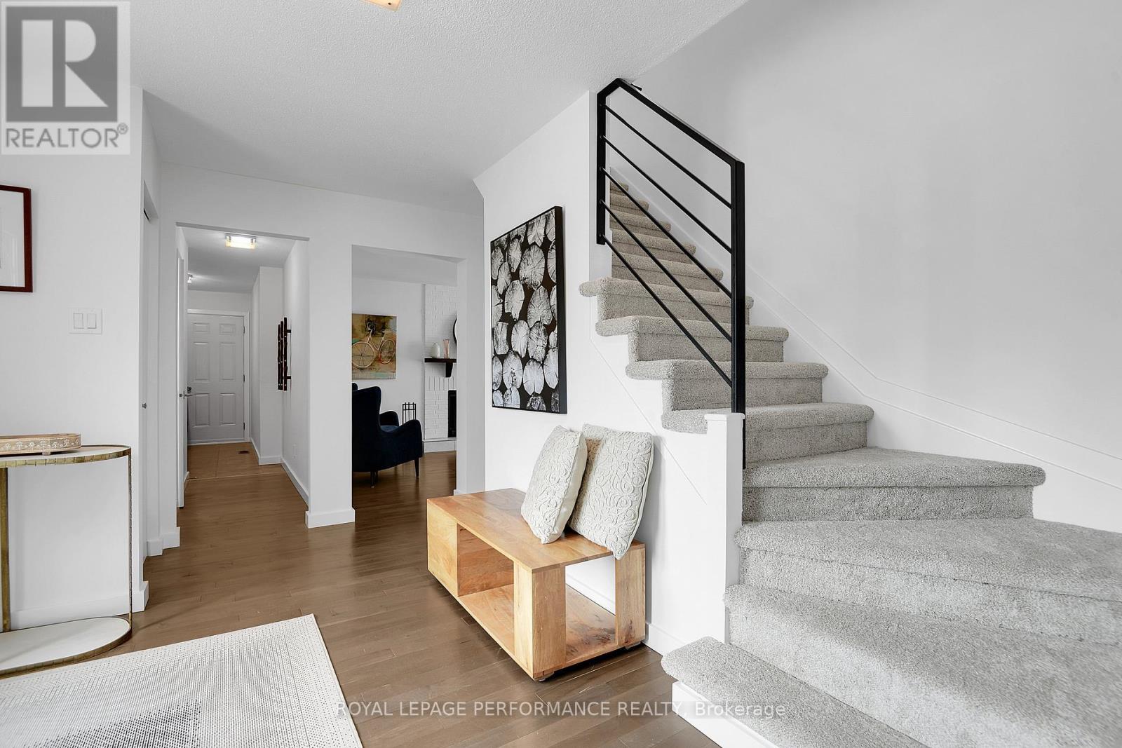69 Hawk Crescent, Ottawa, ON