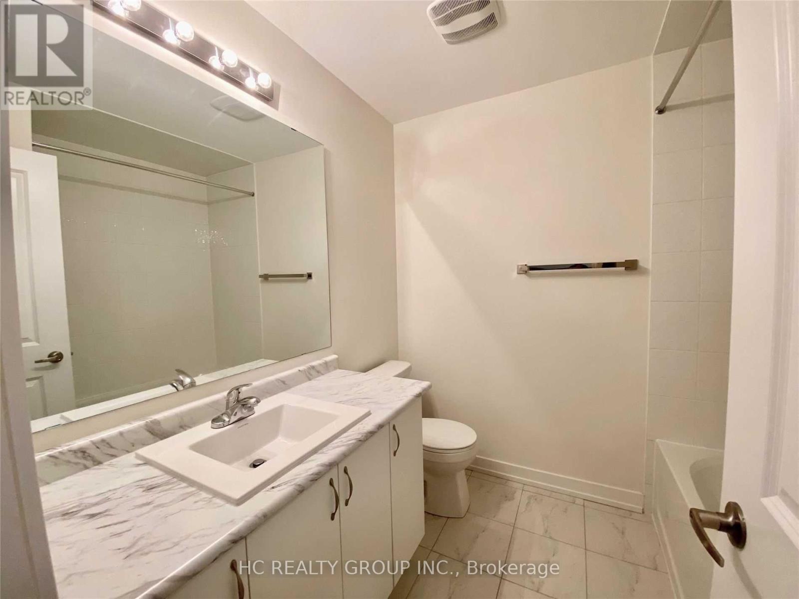 2578 Castlegate Crossing, Pickering, ON