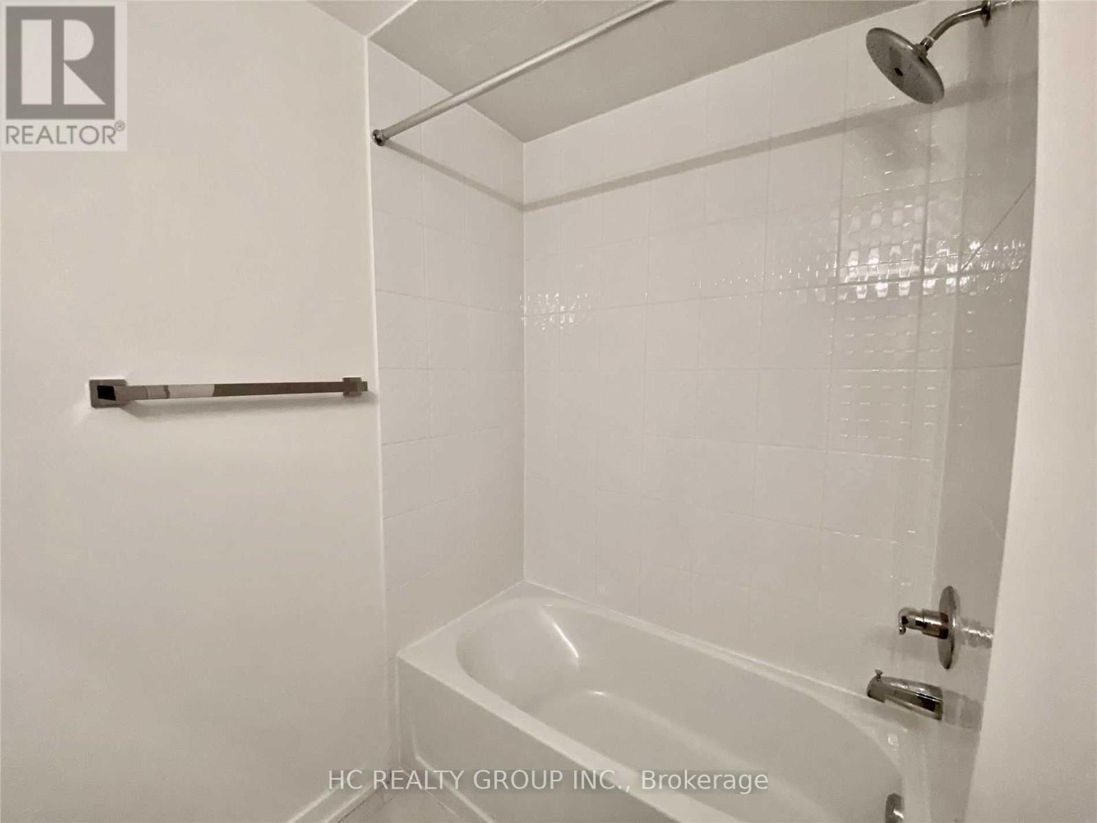 2578 Castlegate Crossing, Pickering, ON