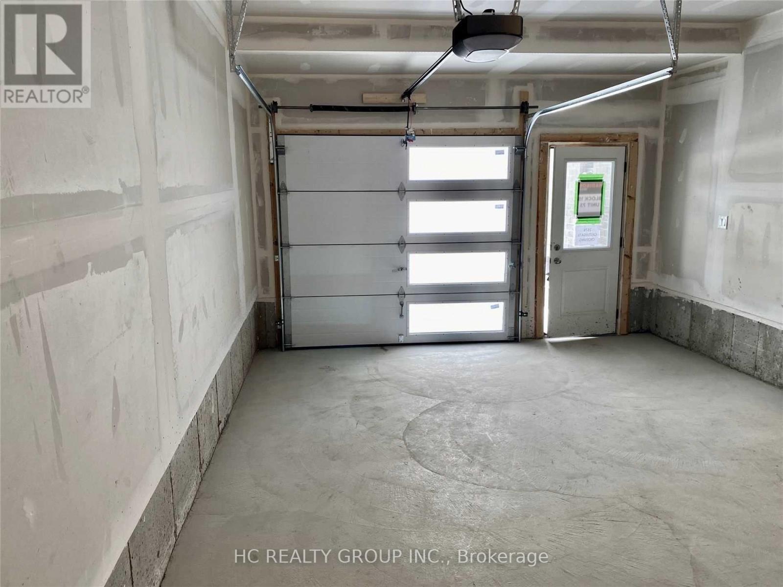 2578 Castlegate Crossing, Pickering, ON